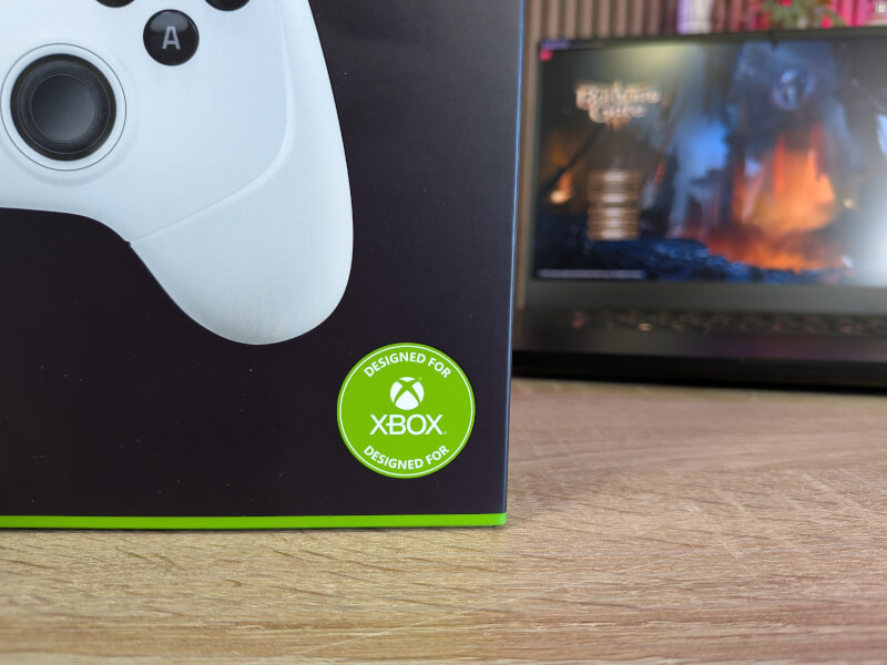 Razer Wolverine V3 Pro designed for Xbox.jpg